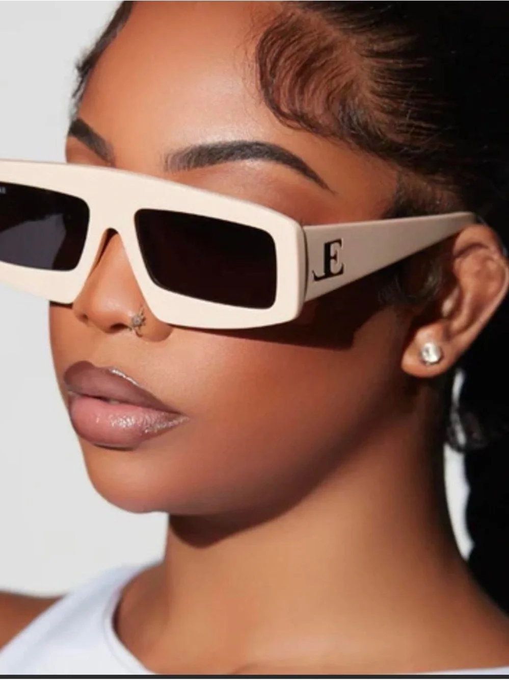 LORVAE Beige Rectangular VR-Style Sunglasses with Dark Lenses
